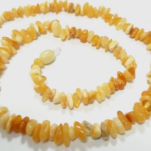 Gintariniai karoliai