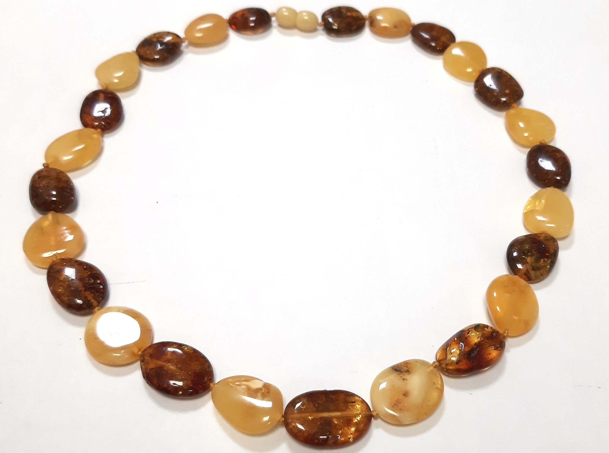 Gintariniai karoliai