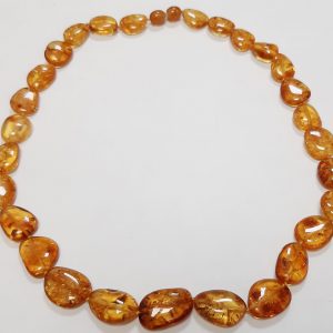 Gintariniai karoliai