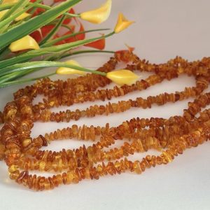 Natūralaus Baltijos gintaro ilgi karoliai